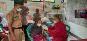 Vaksinasi di UPTD SPF SDN Tegal Pasir Berjalan Dengan Lancar dan Terapkan Prokes