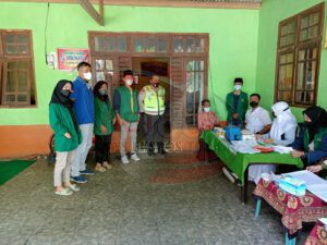 Sukseskan Serbuan Vaksinasi, Kapolsek Curahdami Gandeng Mahasiswa KKN