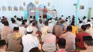 Safari Jum’at, Kapolres Pamekasan Minta Jema’ah Untuk Jaga Kamtibmas dan Patuhi Prokes