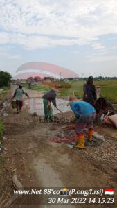 PT. GAS Perbaiki Jalan Rusak di Ruas Jalan Sumbah Desa Marengan