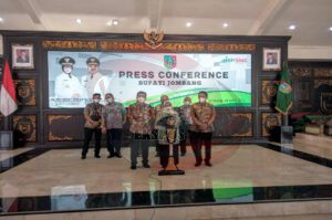 Perss Conference At the Regency Hall (Pendopo Kabupaten)