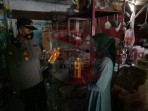 Intruksi Pimpinan, Kapolsek Palengaan Tinjau Langsung Ketersediaan Migor dan Sembako