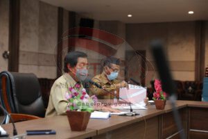 Wagub Abdul Fatah Pimpin Rapat Mingguan sebagai Evaluasi Program Kegiatan PD