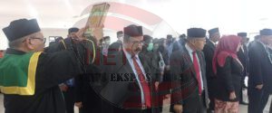 Bupati Pijay Melantik serta Mengambil Sumpah Jabatan Sejumlah Pejabat Eselon II dan IV