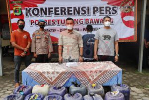 Satreskrim Polres Tulang Bawang Tangkap Pelaku Penimbun 910 Liter BBM Solar dan Pertalite