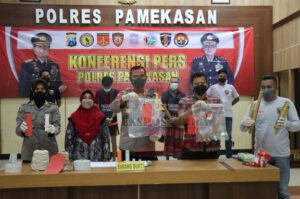 Jelang Hari Raya Idul Fitri 2022, Tim Opsnal Sakera Sakti Berhasil Mengamankan 2 Pelaku dan 3.768 Petasan