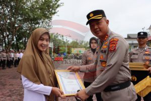 Polres Aceh Barat Beri Reward Kepada Kapolsek, Tenaga Medis, dan Personil