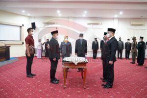 Lantik 16 ASN Pemkot Pangkalpinang, Molen : Tingkatkan Prestasi dan Kinerja