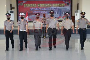 54 Personel Polres Demak Naik Pangkat