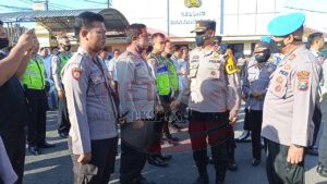 Kapolres Pamekasan Pimpin Apel Pagi