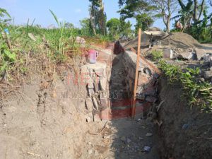 Proyek Sal Irigasi di Desa Sumber Salam Penuh Misteri, Terkesan Abaikan KIP dan Asal Garap