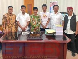 Ketua DPRD Kab. Sampang Beri Dukungan Asnaf “Dangdut Academy” 5 Indosiar