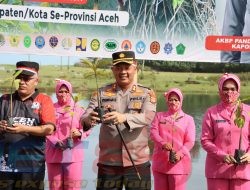 Tanam Bibit Mangrove, Pandji Santoso : Bukti Peran Aktif Polres Aceh Barat dalam Menjaga Revitalisasi Alam