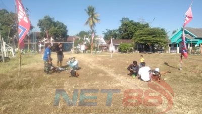 Jelang HUT RI ke-77, Babinsa Koramil 0822/11 Tapen Ajak Warga Kerja Bhakti