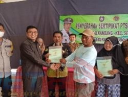 Warga Desa Talkandang Bersukacita, Terima Sertifikat Melalui Program PTSL