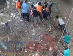 Warga Jl Ghazali Pamekasan, Kakak Beradik Tewas Terseret Arus Sungai