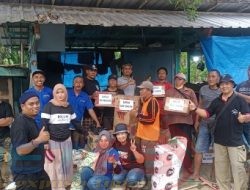 Warga dan Pemdes Plangitan Salurkan Bansos ke Tiga Desa