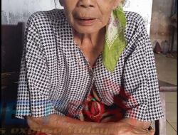 Senyum Sumringah Karni Petani di Desa Tanjung Kamal Yang Terima Bantuan Pupuk