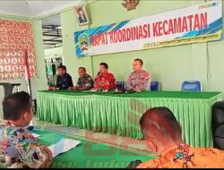 Heboh Dimedsos Dugaan Kasus Asusila Kades Kediren, Puluhan Warga Geruduk Kantor Kecamatan Lembeyan