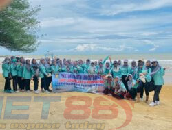 Tingkatkan Semangat Persatuan, Dharmawanita Lapas Pamekasan Gelar Outbond Asyik di Pantai