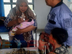 Heboh,,,! Bayi Ditemukan di Teras Madrasah Diyaurrahman Sumenep