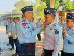 Apel Pagi dan Penyematan Kenaikan Pangkat Pegawai Lapas Pamekasan