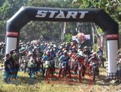 Komunitas Motor Trail Lintas Komunitas Bantu Pembangunan Dua Masjid