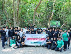 Inisiasi Hijau Logos Property Tanam 485 Mangrove di Ekowisata Mangrove Pantai Indah Kapuk