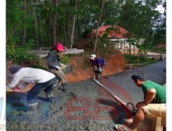 Sangat Bermanfaat, Pembangunan Jalan Rabat Beton Desa Gunung Kesan Sampang