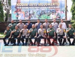 Tingkatkan Sinergitas dan Soliditas TNI-Polri, Kapolres Mojokerto Kota Silaturahmi ke Kodim 0815