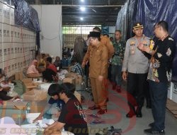 Pastikan Logistik Pemilu Aman, Kapolres Pasuruan bersama Forkopimda Tinjau Gudang Logistik