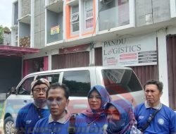 Maknai HPN 2024, Kuli Tinta IWO Pamekasan Bagikan Baksos Pada Warga yang Membutuhkan
