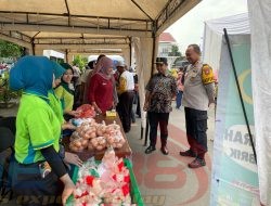 Polres Pasuruan Kota Gelar Operasi Pasar Berkolaborasi Dengan Pemerintaham Kota Dalam Giat Jaga Stabilitas Harga Bahan Pokok