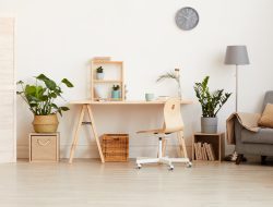 5 Cara Menghias Ruang Kerja dengan Furnitur Kayu, Jadi Tambah Semangat Kerja!