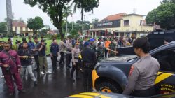 Kapolres Bondowoso Pimpin Apel Gelar Pasukan Operasi Lilin Nataru 2025, Dilanjutkan Press Release Akhir Tahun