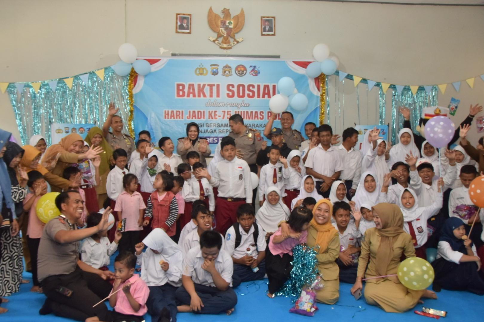 Polres Bondowoso Peringati HUT Humas Polri ke-75 Bersama Anak Berkebutuhan Khusus